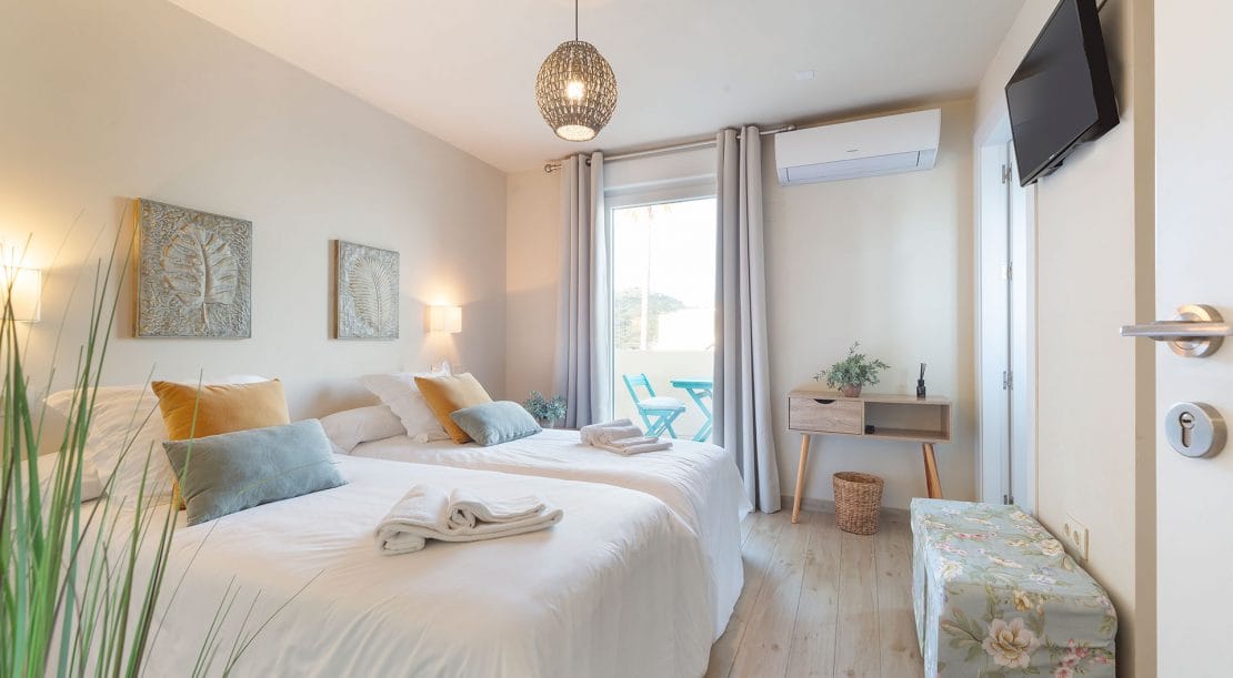 Habitacion4-punta-carnero-1110x611